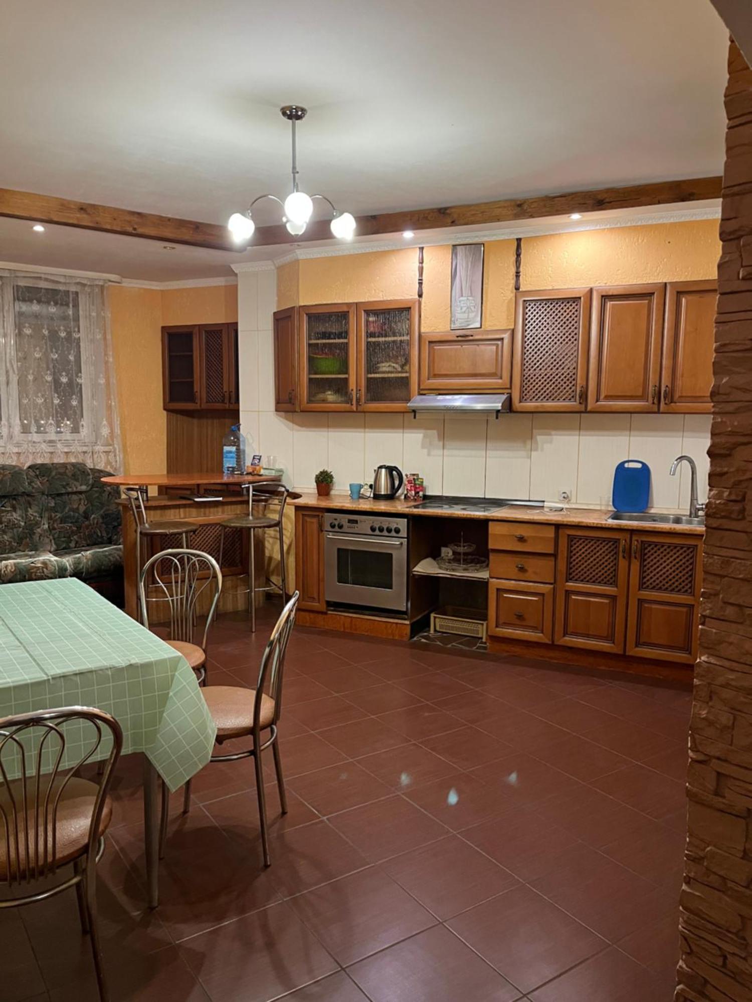 Ararat-Osokorki Hostel 基輔 外观 照片